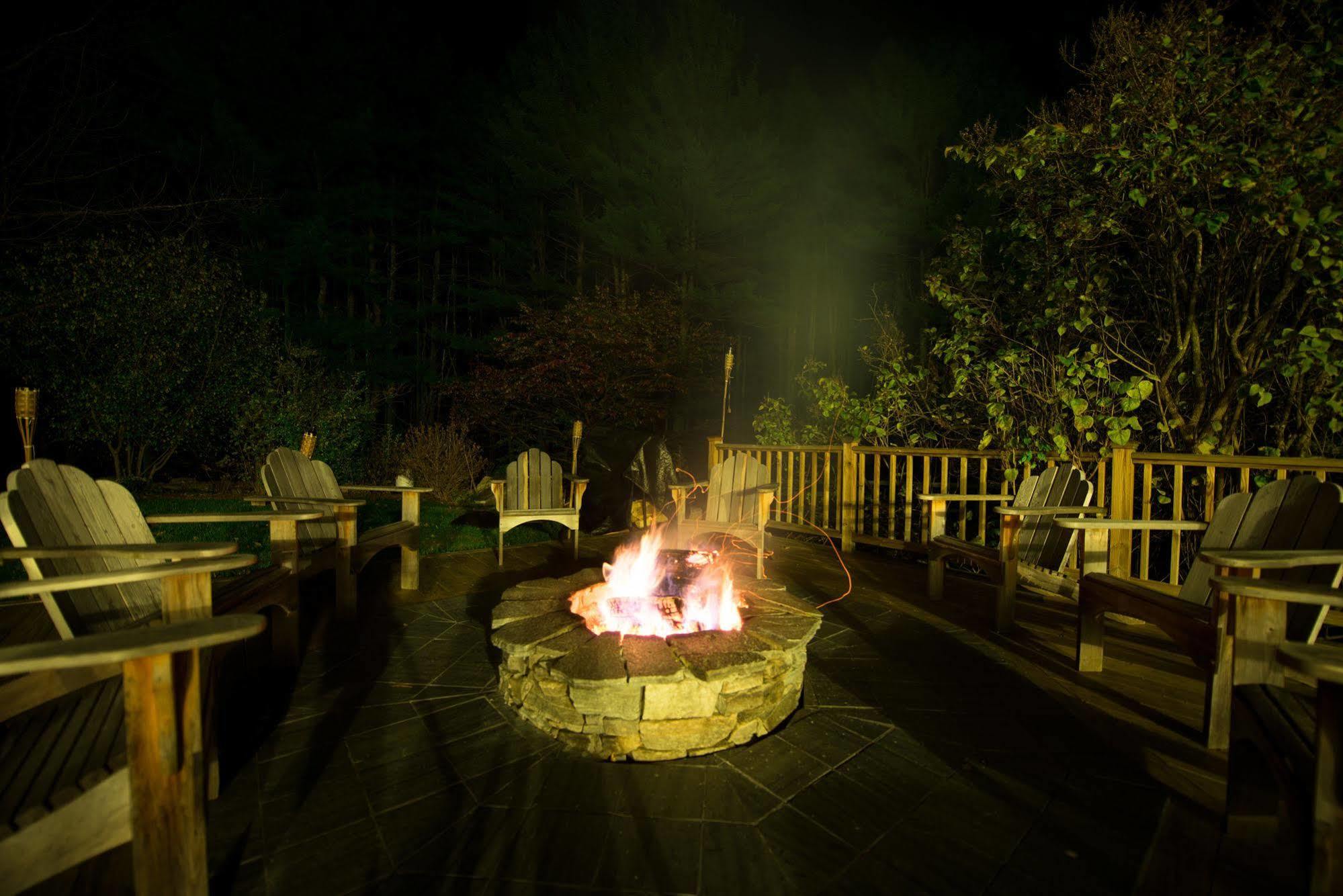 The Inn At Weathersfield Perkinsville Exterior photo